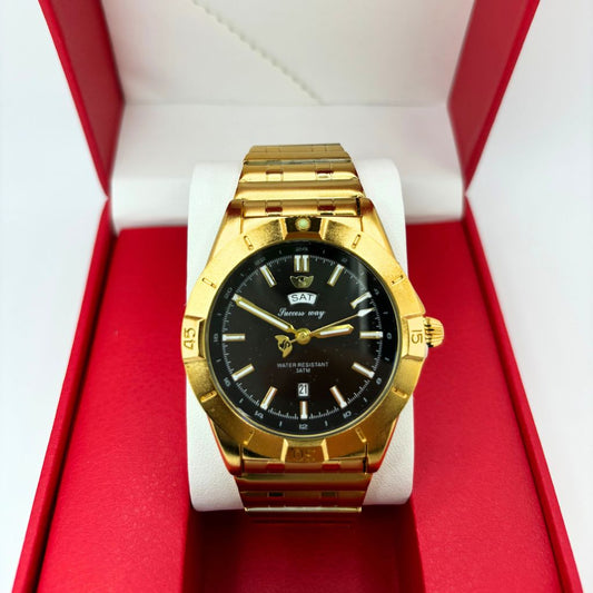 montre pour homme dorée 